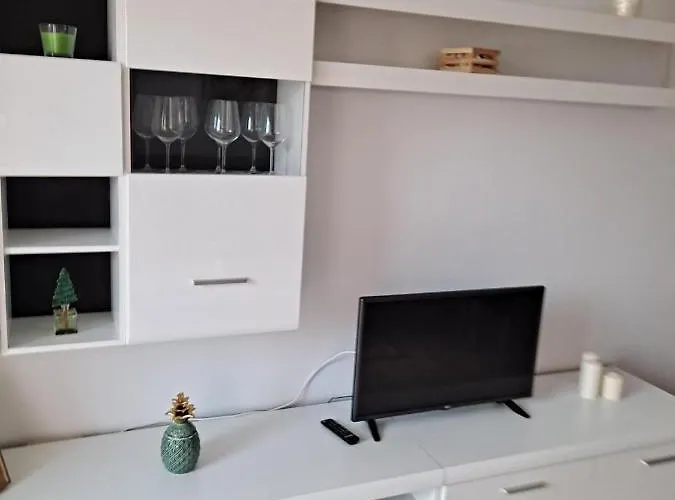 En Edificio Marte Cristianos Los Cristianos (Tenerife)