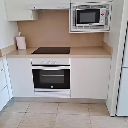 Sunny Los Cristianos Apartment Walk To Beach