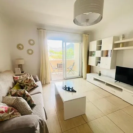 Sunny Los Cristianos Apartment Walk To Beach * Los Cristianos (Tenerife)