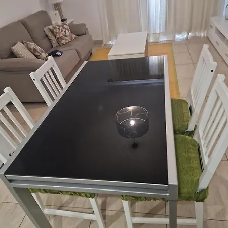 En Edificio Marte Cristianos 公寓 *